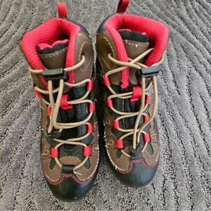 Boys 1M boots- brown, red, black